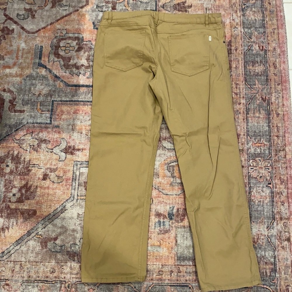 Magellan’s men’s pants